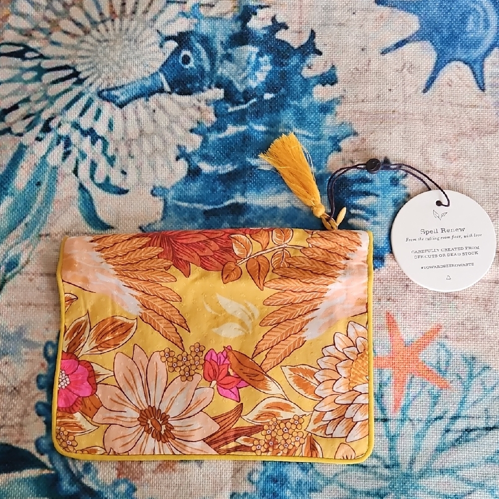 Spell & The Gypsy Collective Renew Coin Purse- Mustard - Picture 2 of 9